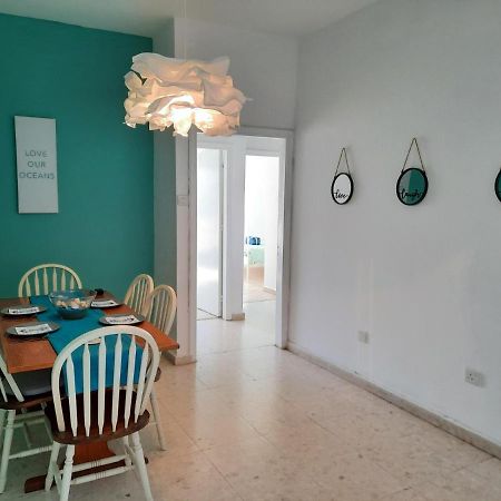 Sea-Esta Seaview Apartment, 200 Meters To The Beach Ларнака Екстер'єр фото