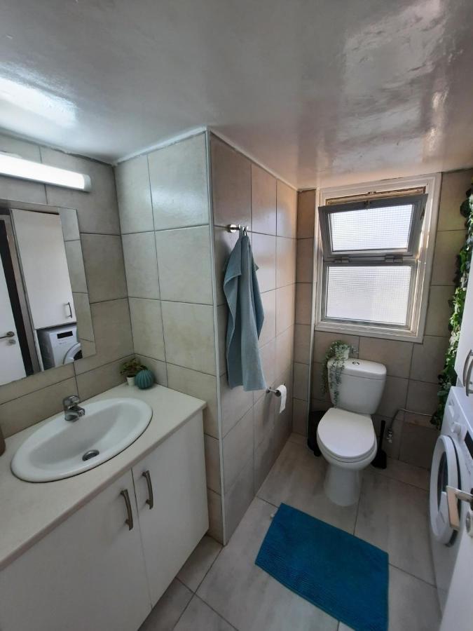 Sea-Esta Seaview Apartment, 200 Meters To The Beach Ларнака Екстер'єр фото